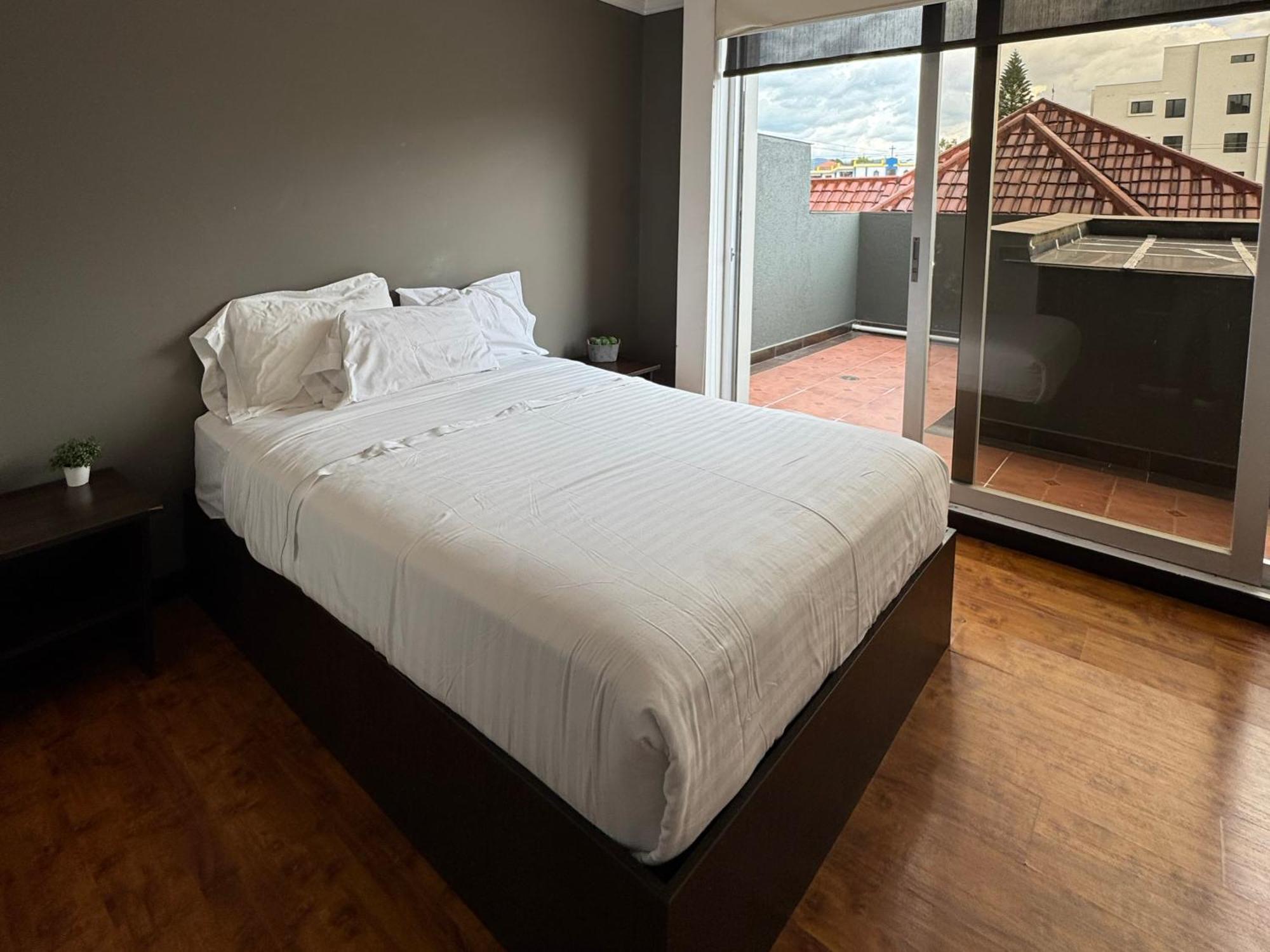 Gaviota Apartments & Suites Cuenca Exterior foto